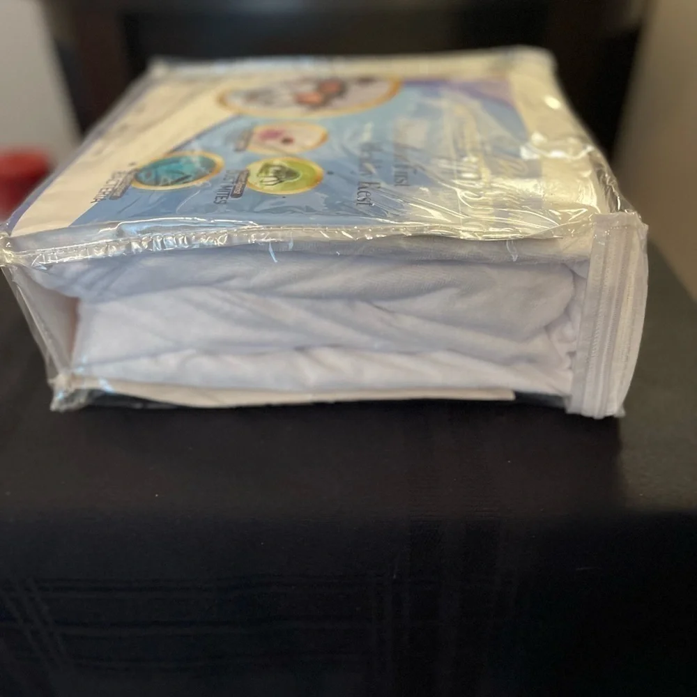 Dahdoul Inc. king premium terry finish mattress protector. NWT. Women Owned.